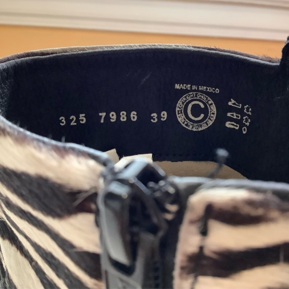 WOLKY Black Zebra Moto Ankle Boots Size 39 - Picture 11 of 15